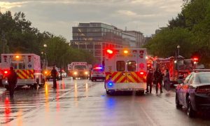 2 dead, 2 injured by lightning strike near White House