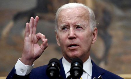 Another Democratic candidate pours cold water on Joe Biden 2024