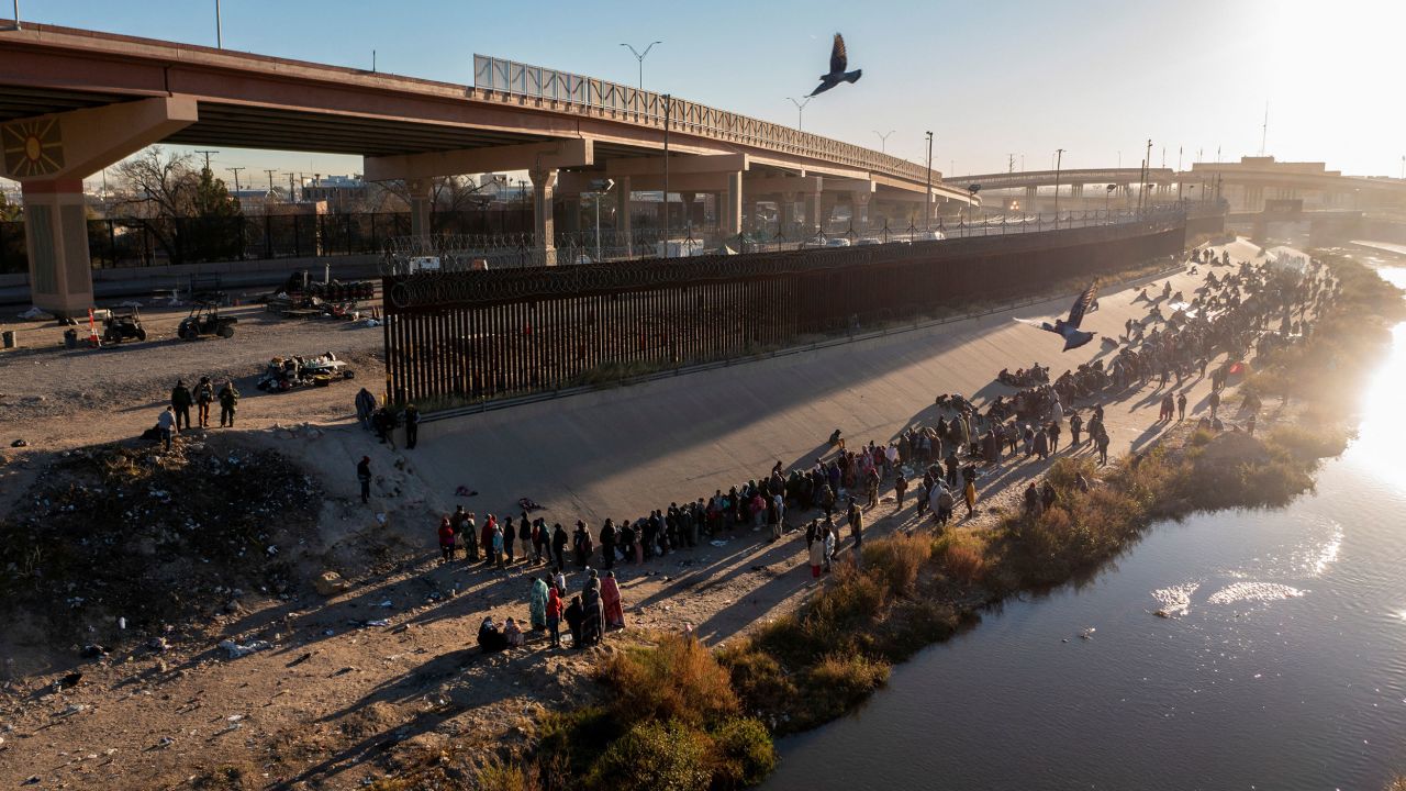 Now everyone can agree: there is a border crisis in the US.