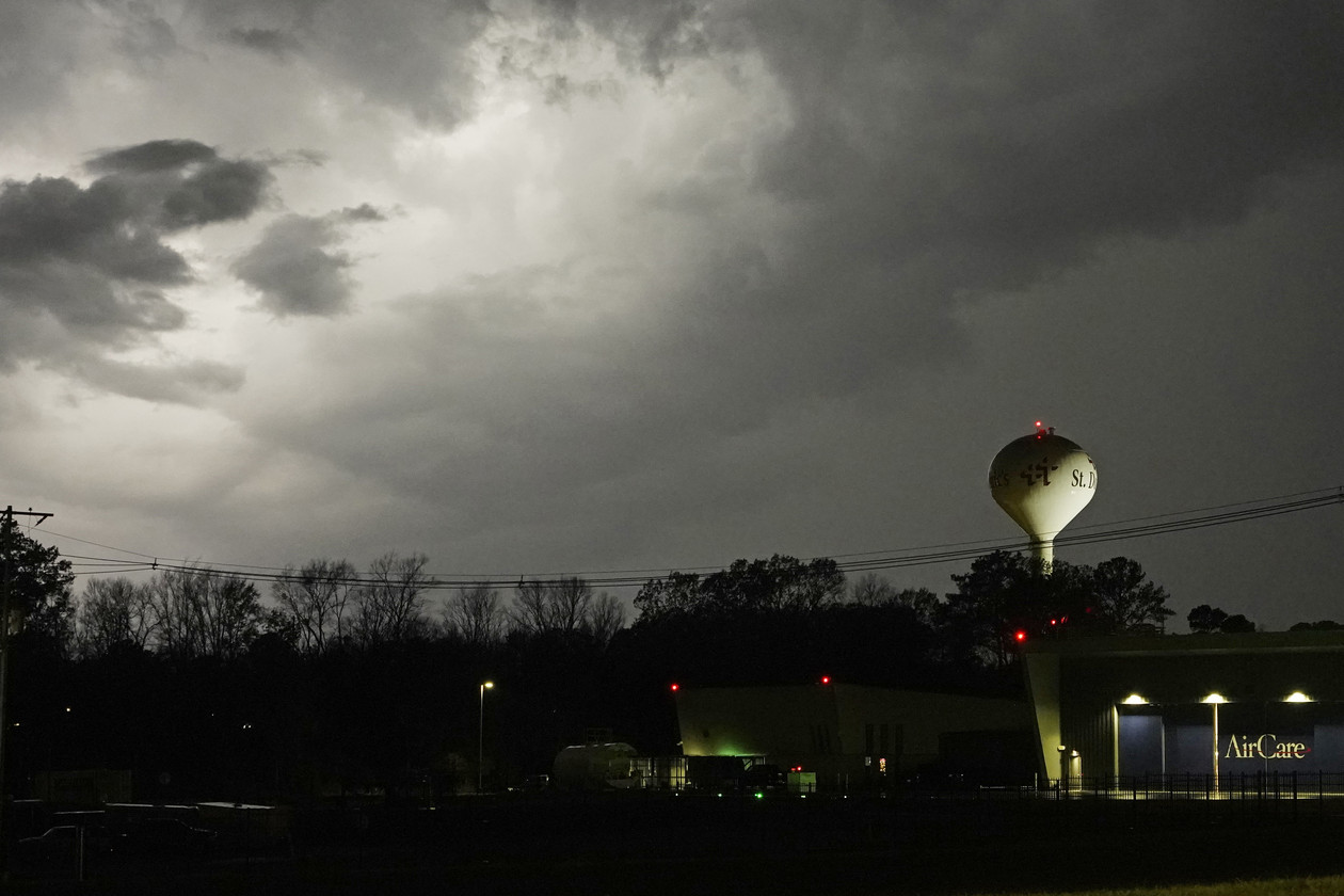 Tragic Overnight Tornadoes in Mississippi Leave a Devastating 23 Dead and Dozens More Injured