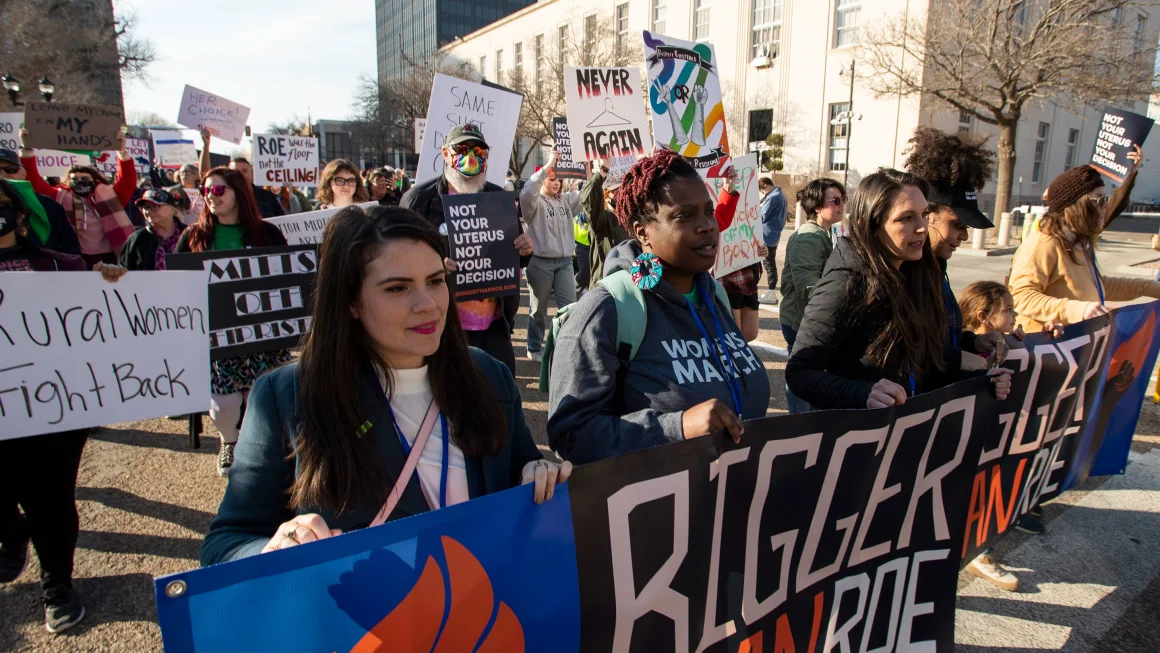 Texas Abortion Case Sparks 2024 GOP Strategy Dilemma