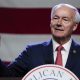 Hutchinson Receives White House Apology: Turning the Page on DNC Controversy