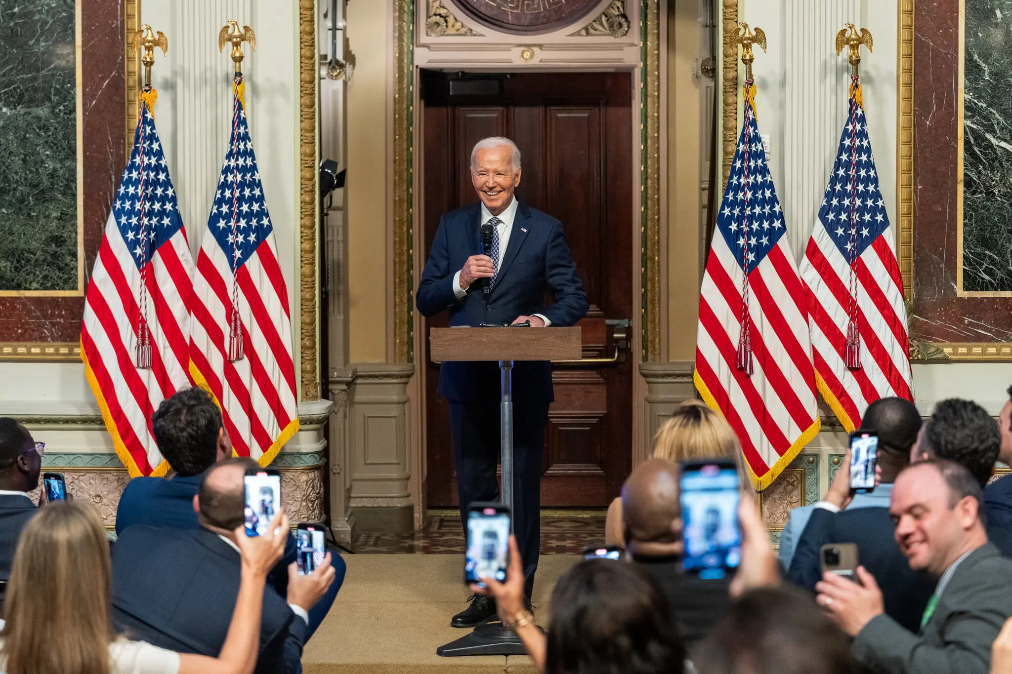 Biden's Post-Presidency Plans: "I'm Looking for a Job" - But Where?