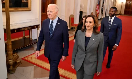 Harris Dumps Biden? Campaign Goes Solo Before Election Day