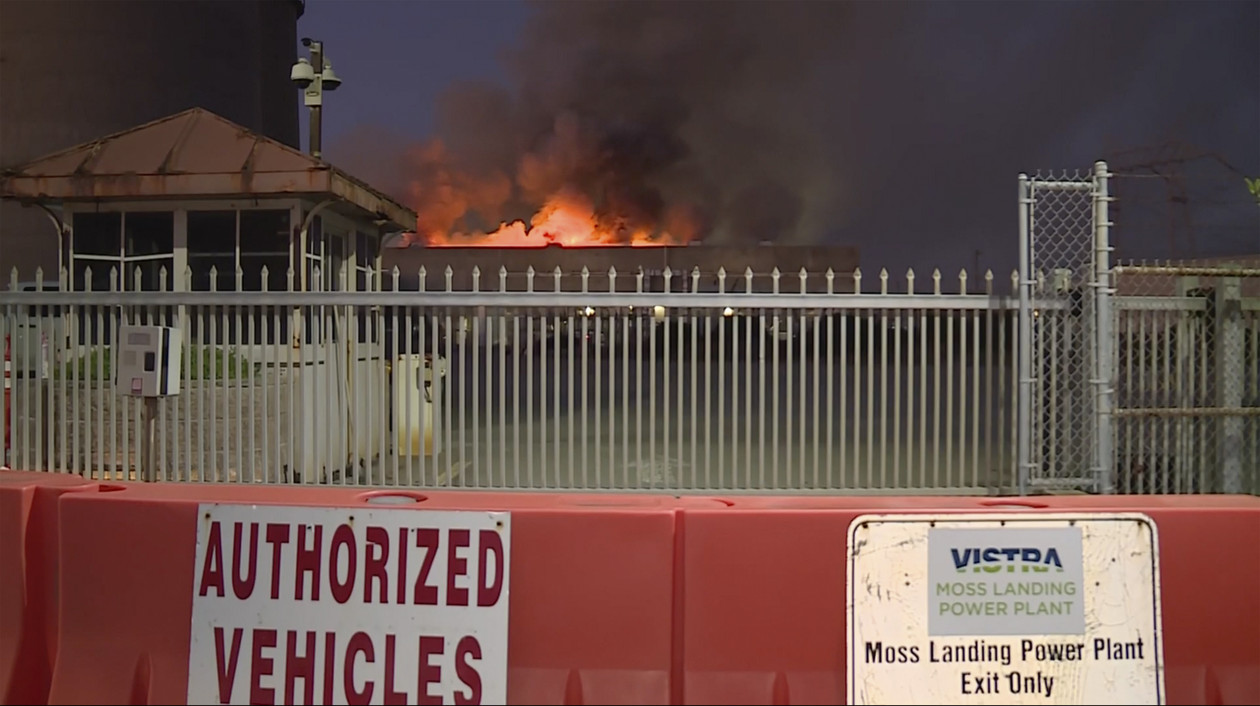 Massive Fire Erupts at World’s Largest Battery Plant in Central California