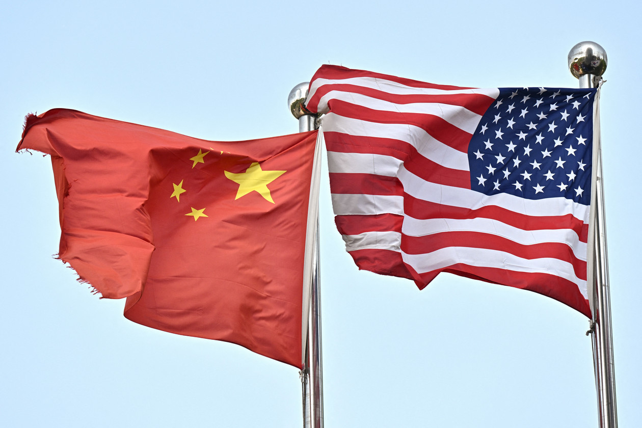 Imports Plunge as Trump’s Trade War Begins to Bite