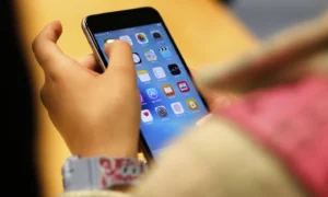 Chinese Hackers Turn Phones Into Spy Tools—and Americans Helped