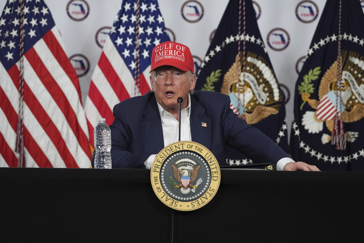 Trump Sparks Uproar by Questioning Mamdani’s Citizenship as NYC Race Heats Up